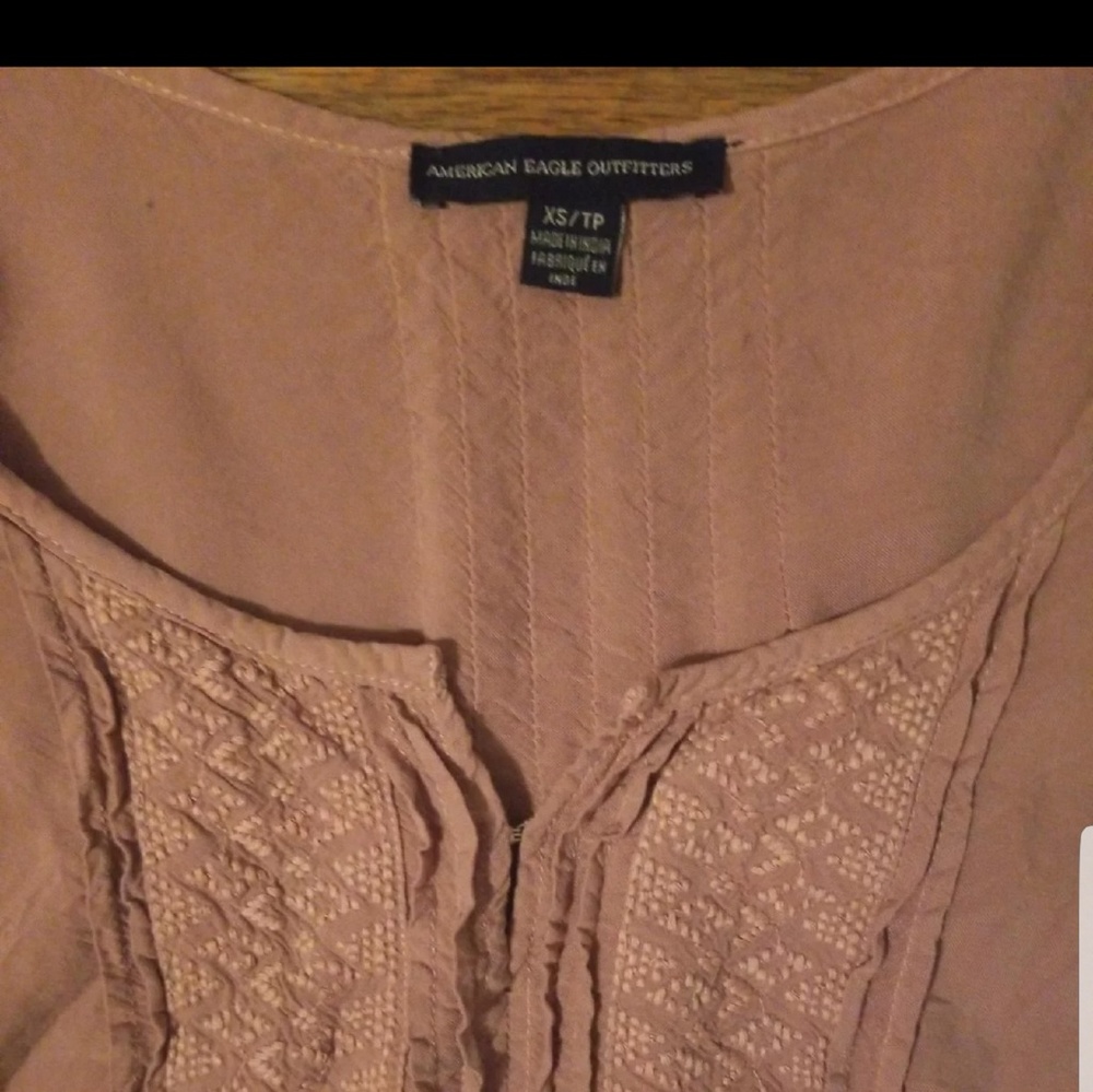 American Eagle Tops Bundle - Picture 5 of 7